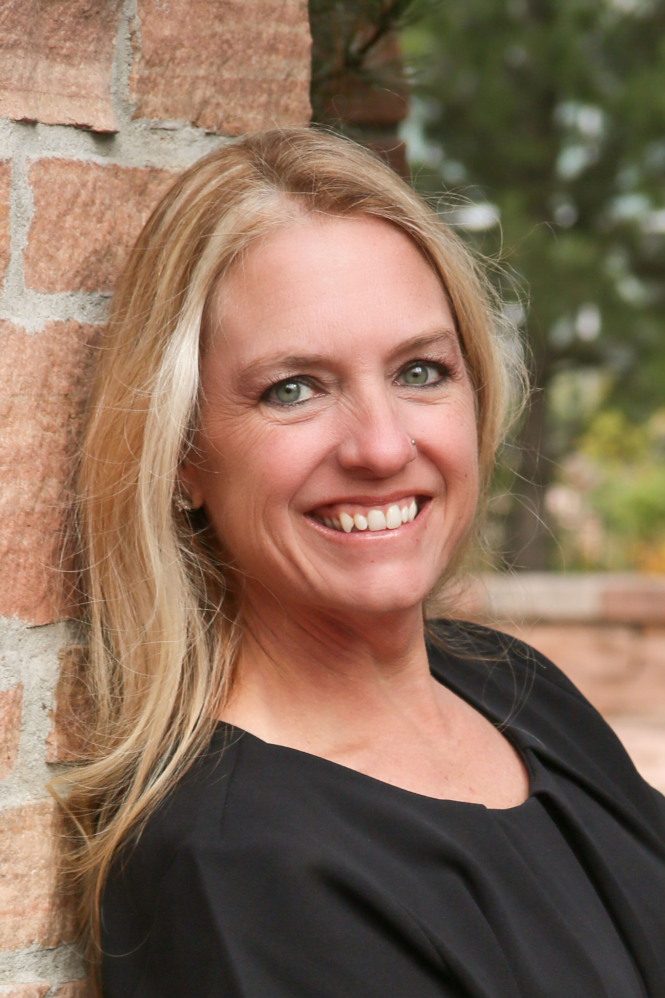 Real Estate Agent in Cheyenne, WY | Peak Properties